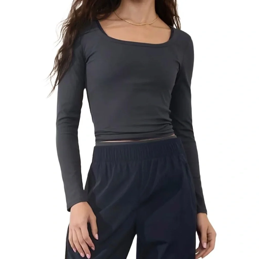 ATHLETA Signature Rib Square Neck Top NWT - Picture 3 of 10